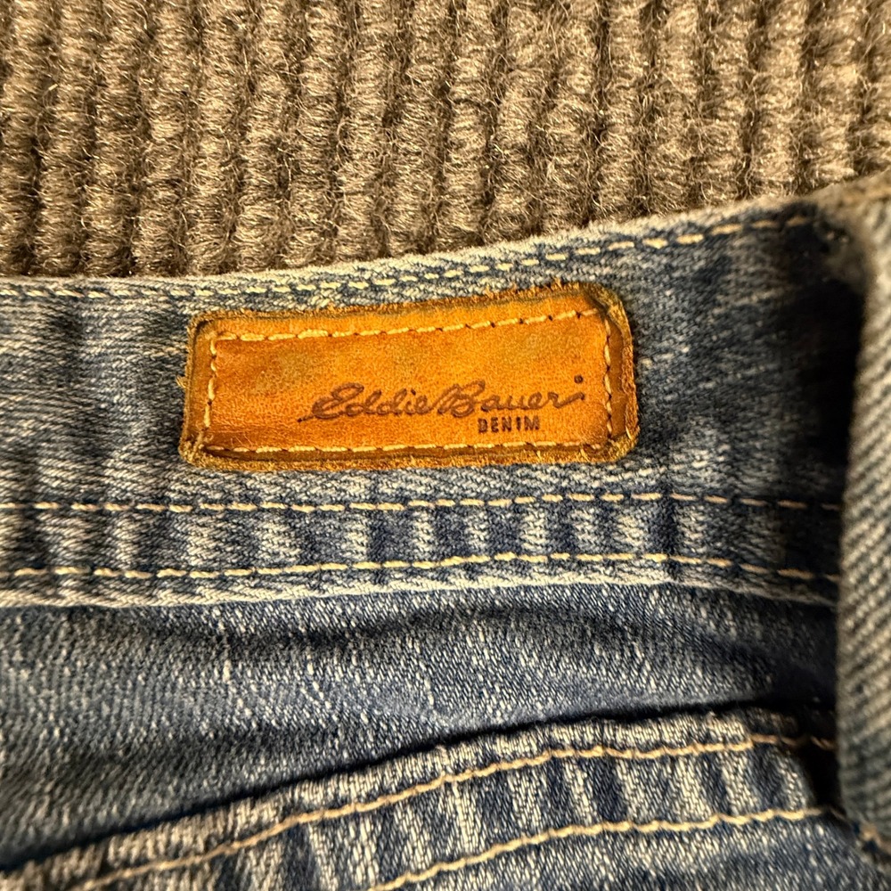 Eddie Bauer VTG Womens 6R Jean Embroidered Floral Pocket Cuffed Crop Medium Wash - Picture 8 of 16